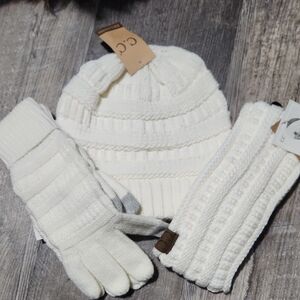 C.C Kids Cream Knit Hat and Glove Set